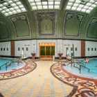 Heißbecken im Gellértbad in Budapest