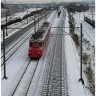 Heisse Maschine im kalten Schnee