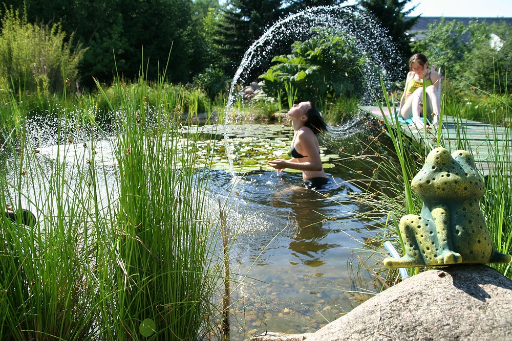 Heißer Tag mit kaltem Wasser