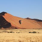 Heißluftballon an den Dünen