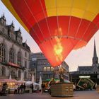 Heißluftballon auf dem Marktplatz in Halle/S