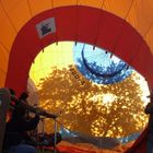 Heißluftballon beim Aufrüsten