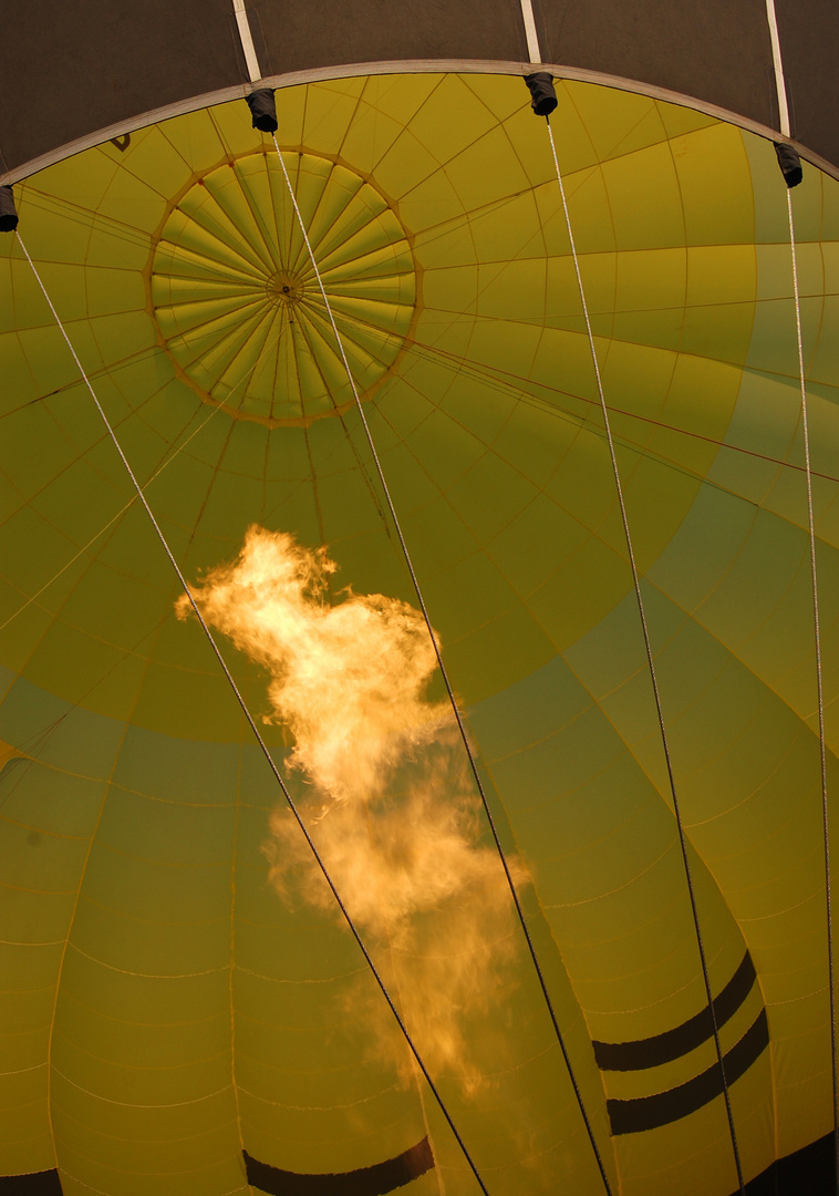 Heissluftballon beim Start 02.06.2012