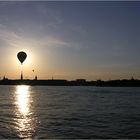 Heißluftballons über Gamla Stan (Stockholm)