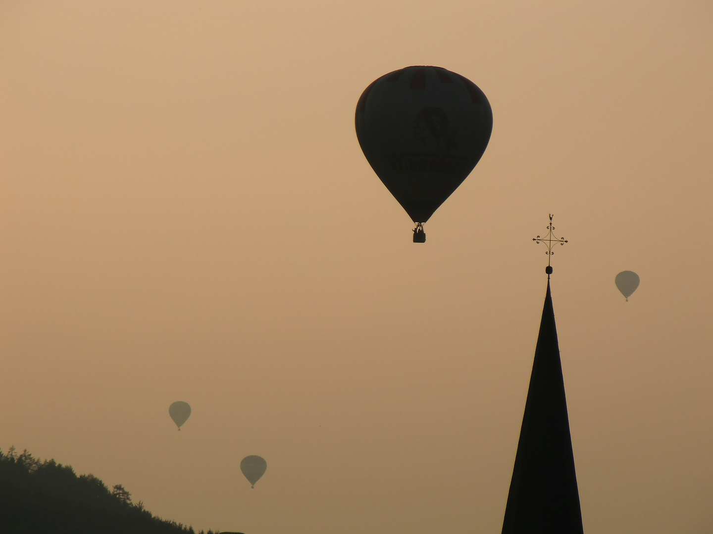 Heißluftballons über Olsberg