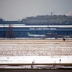 Heißt Tempelhof bald Estée Lauder Airport?