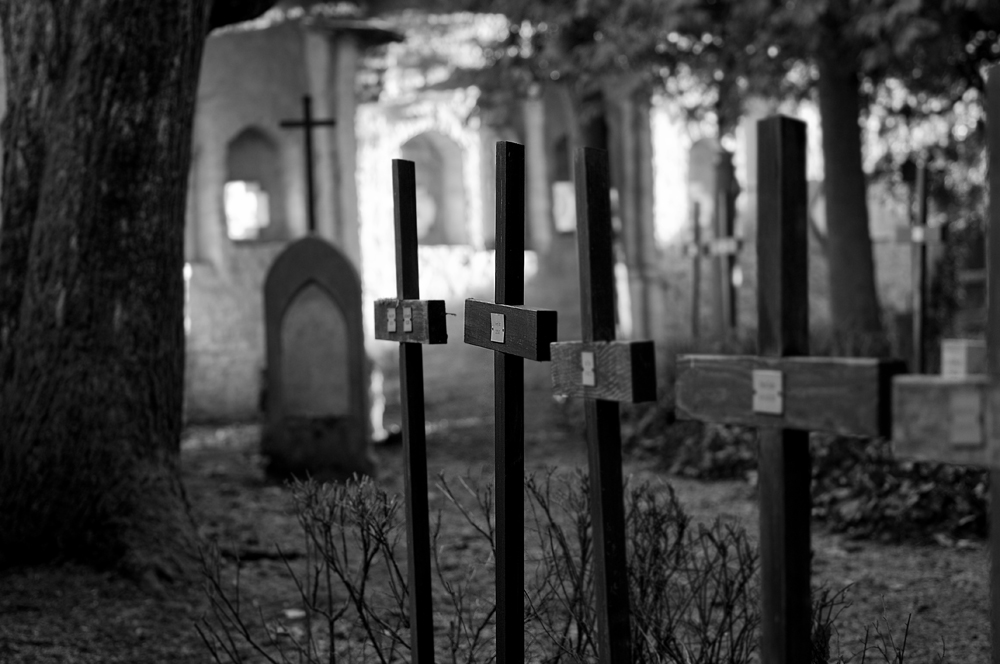 Helden aus alten Tagen - Petersfriedhof in Straubing