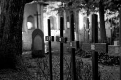 Helden aus alten Tagen - Petersfriedhof in Straubing