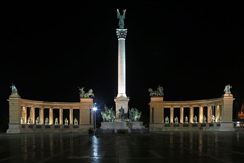 Heldenplatz