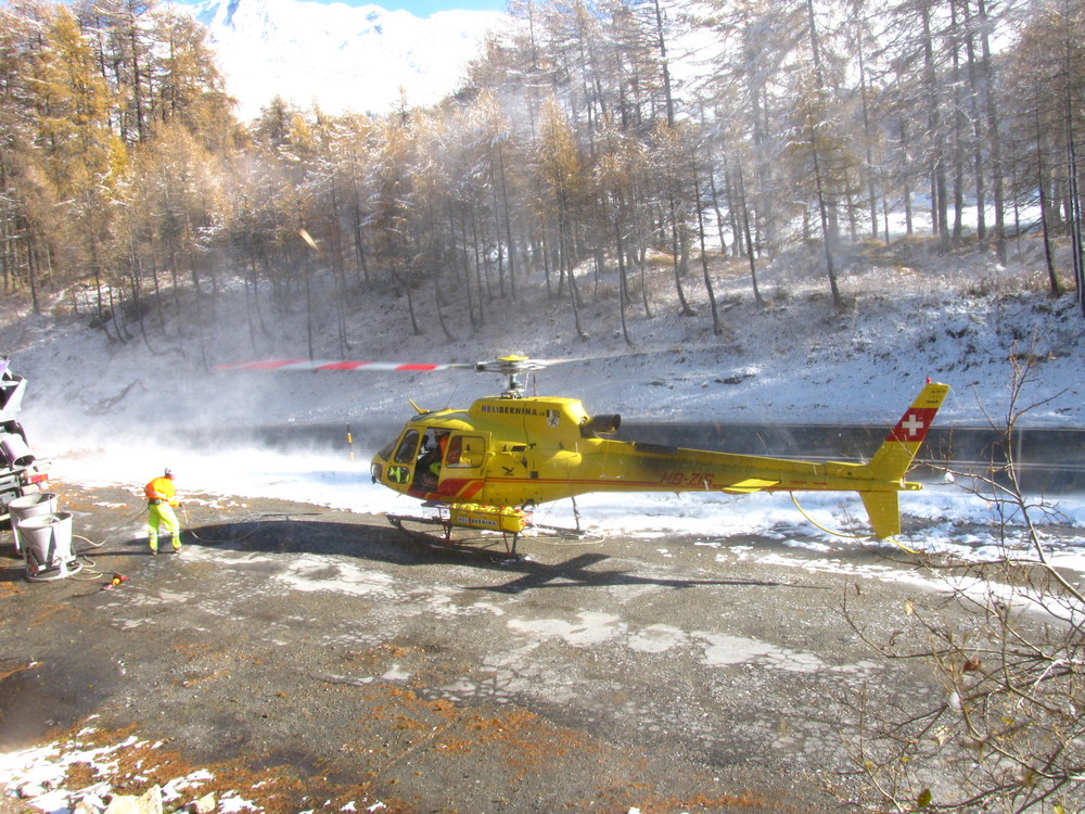 Heli Bernina im Schneegestöber