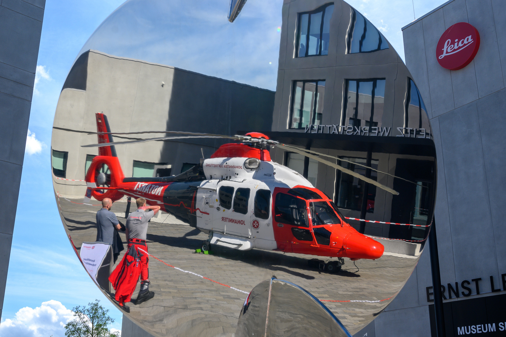 Heli im Spiegel