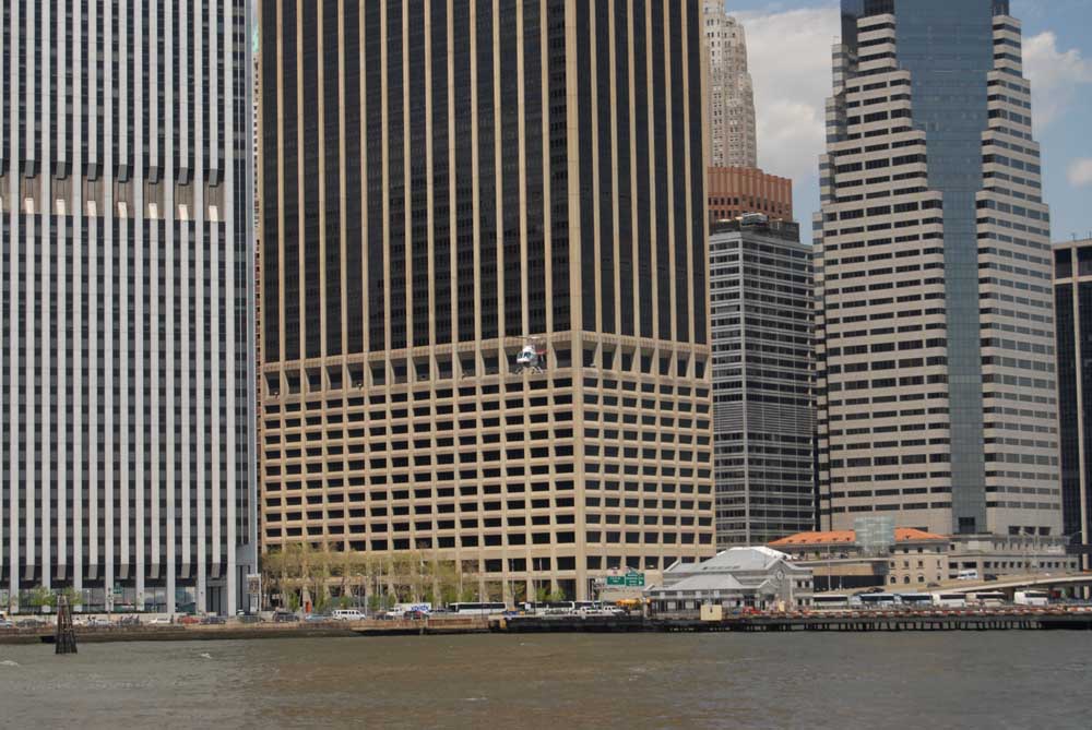 Helicopter in front of southern Manhattan