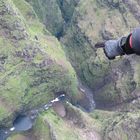 Helicopterflug ohne Türen ist der Hammer-bei Nieselregen über Kauai.