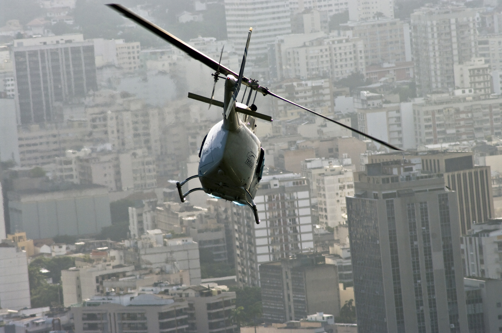 Helikopter über Rio de Janeiro