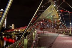 Helix bridge bei Nacht, Langzeitbelichtung