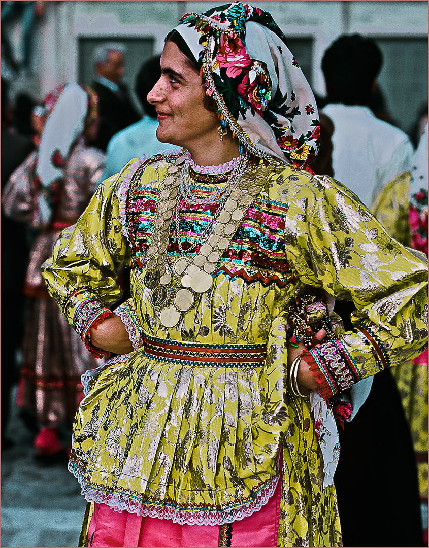 Hellas - Dodekannes - Karpathos - Olymbos - Osterfest - "Freude und Stolz"