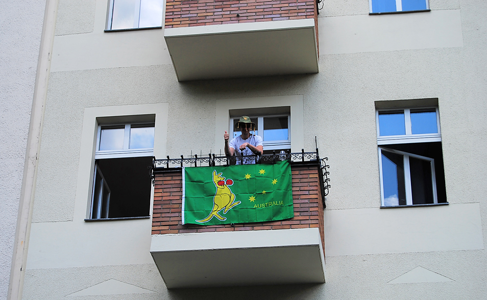 Hello from downunder (and green flag!)