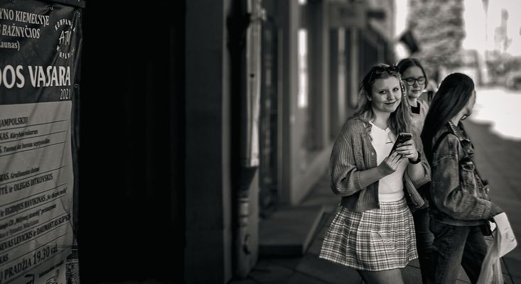 Hello to You: Laba Diena!