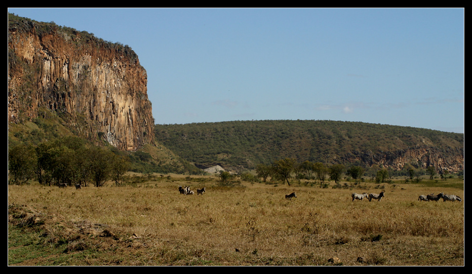 ... Hell's Gate National Park, Kenya (II) ...