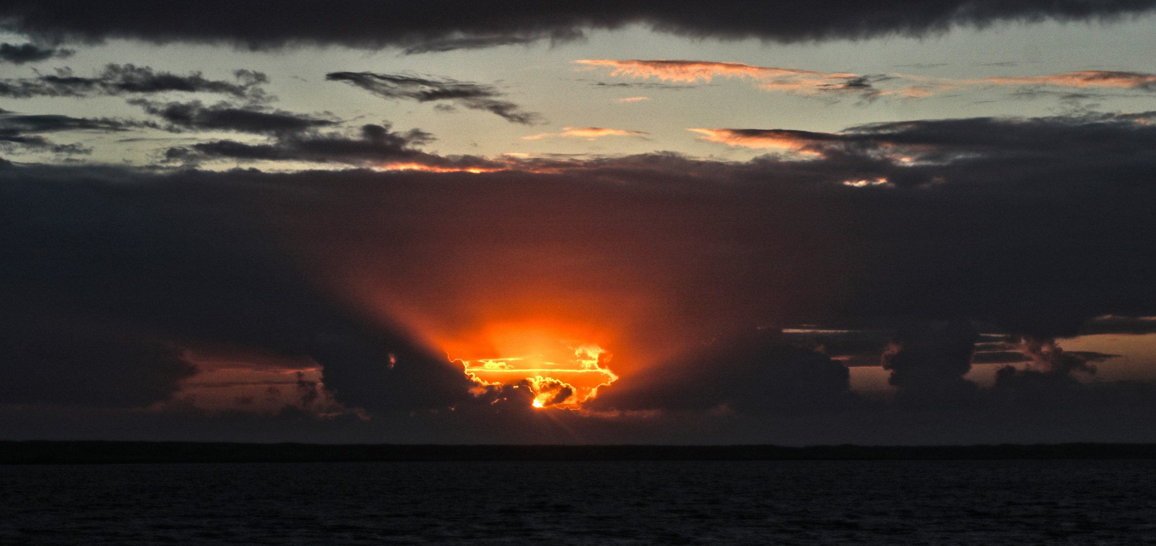 Helm Klink Havn at Dusk (4)