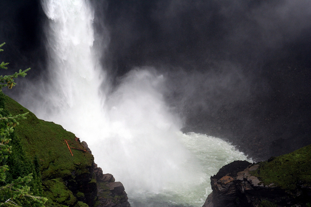 Helmcken Falls