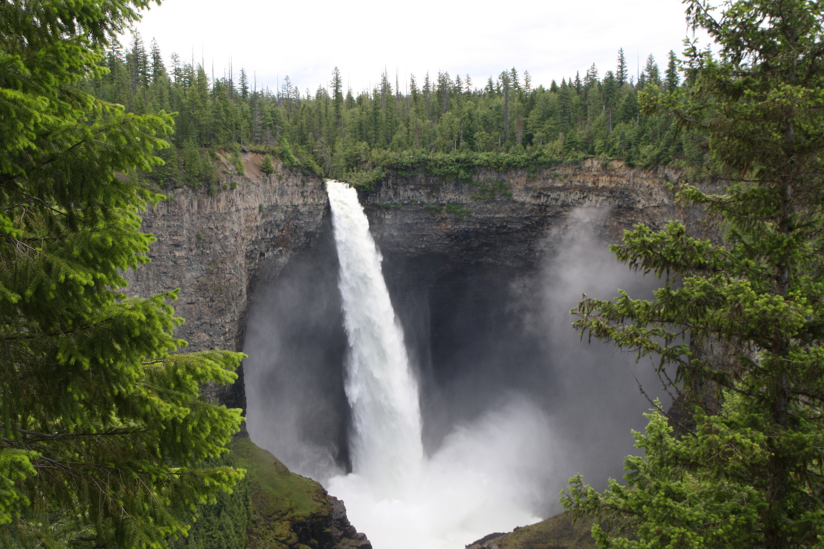 Helmcken Falls