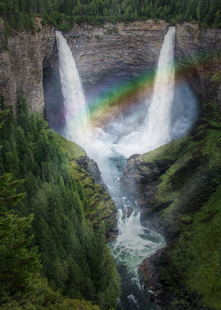 Helmcken Falls Canada