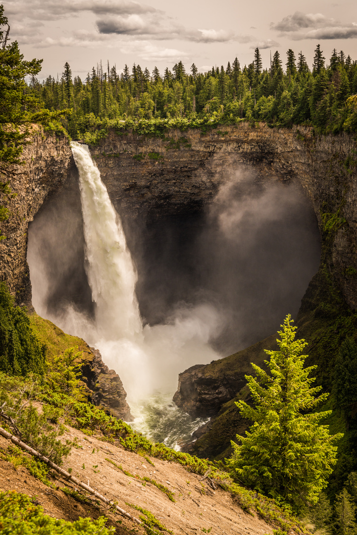 Helmcken Falls