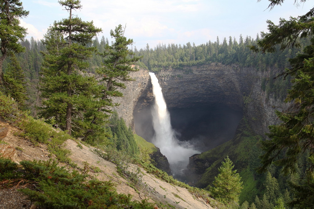 " Helmcken Falls "