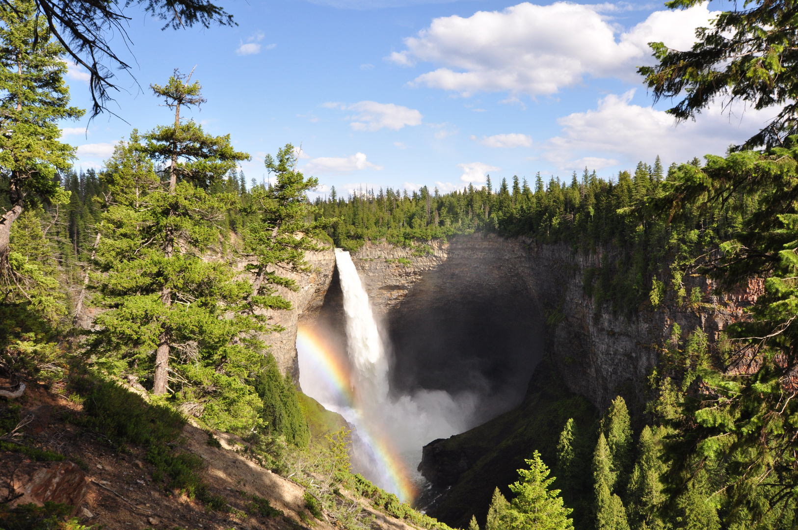 Helmken Falls