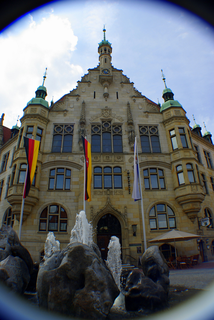 Helmstedt Rathaus mit Brunnen