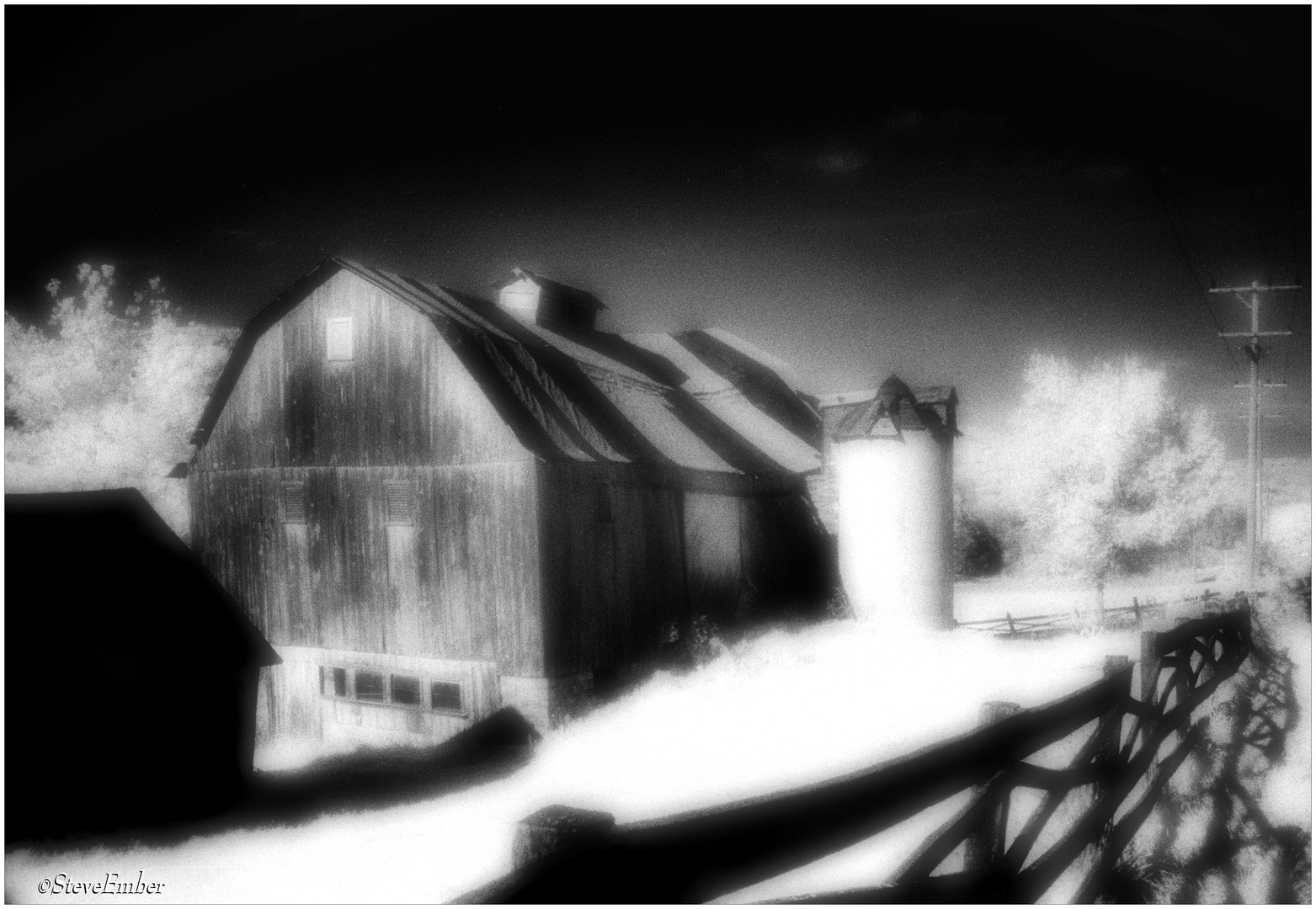 Helmstetter's Barn Infrared