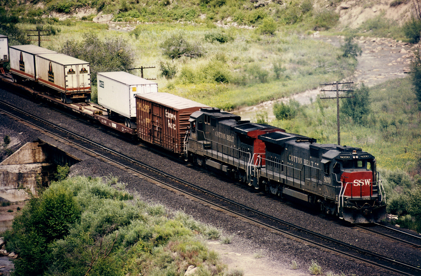 Helper SSW#8090 and SSW#8060 at the end of SP Freight Train, Price River Canyon,UTAH