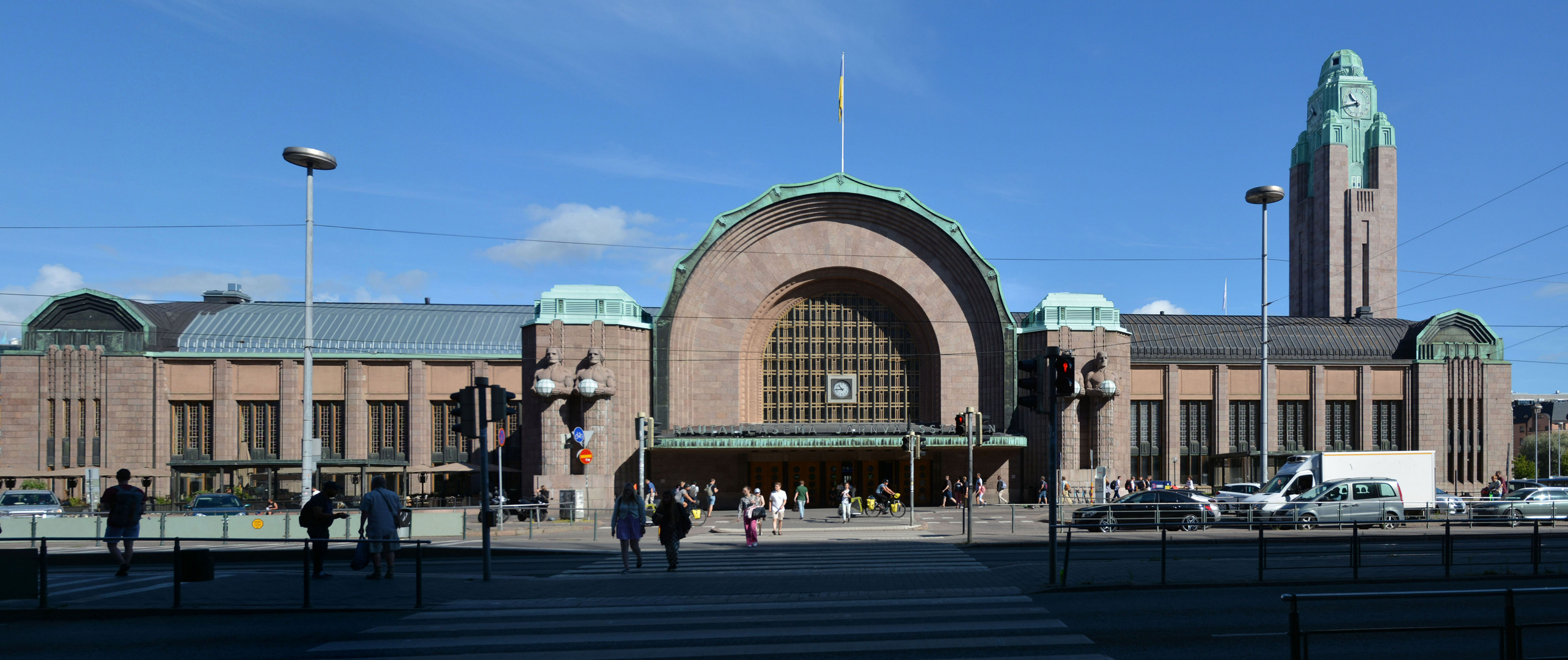 Helsinki railway station 2