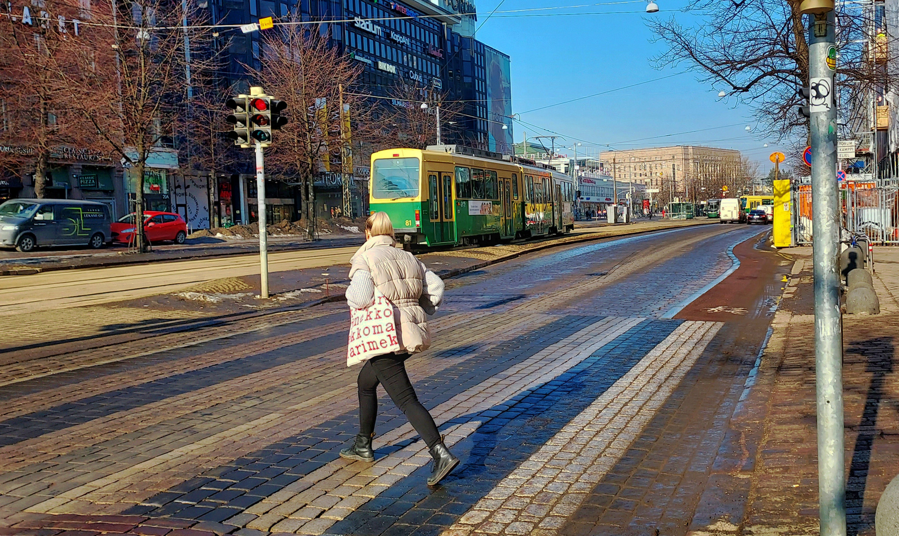 Helsinki, The street view on Mannerheimintie