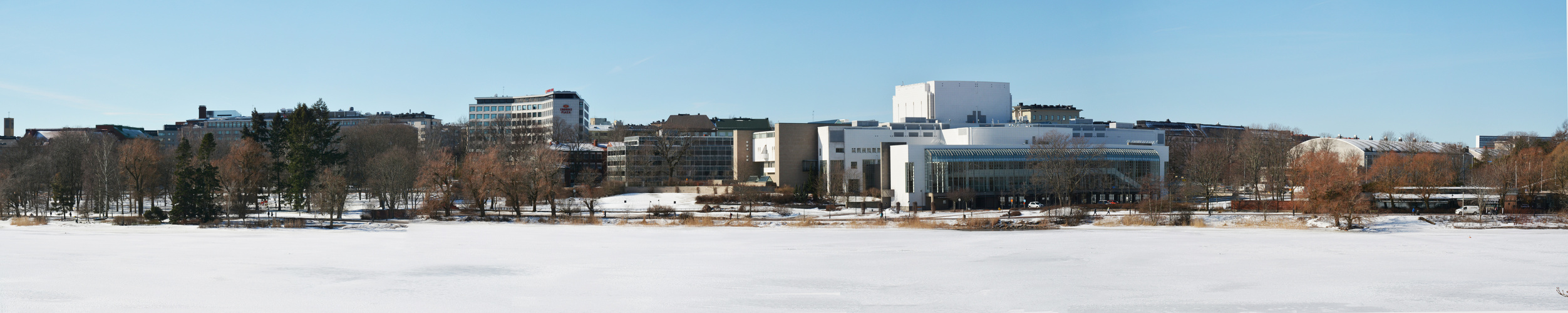 Helsinki, the west coast of Eläintarhanlahti