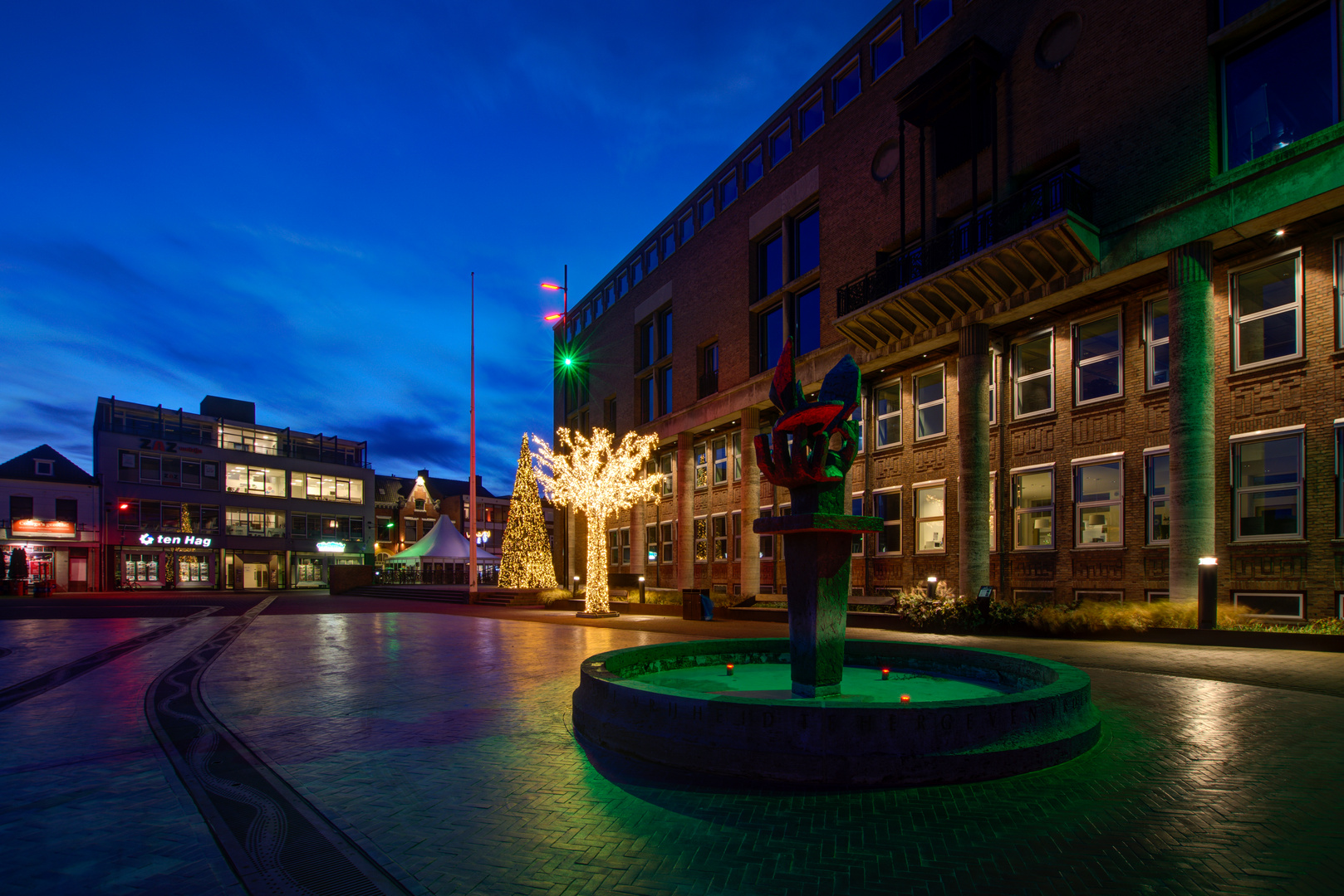 Hengelo - Burgemeester Jansenplein - Townhal - 03