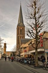 Hengelo - Enschedesestraat - Sint-Lambertusbasiliek & Town Hall - 01