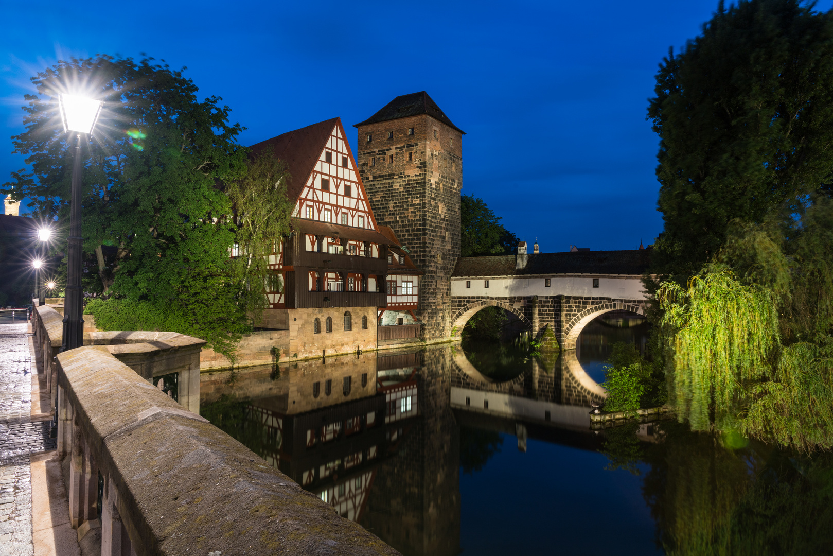 Henkersteg Nürnberg bei Nacht