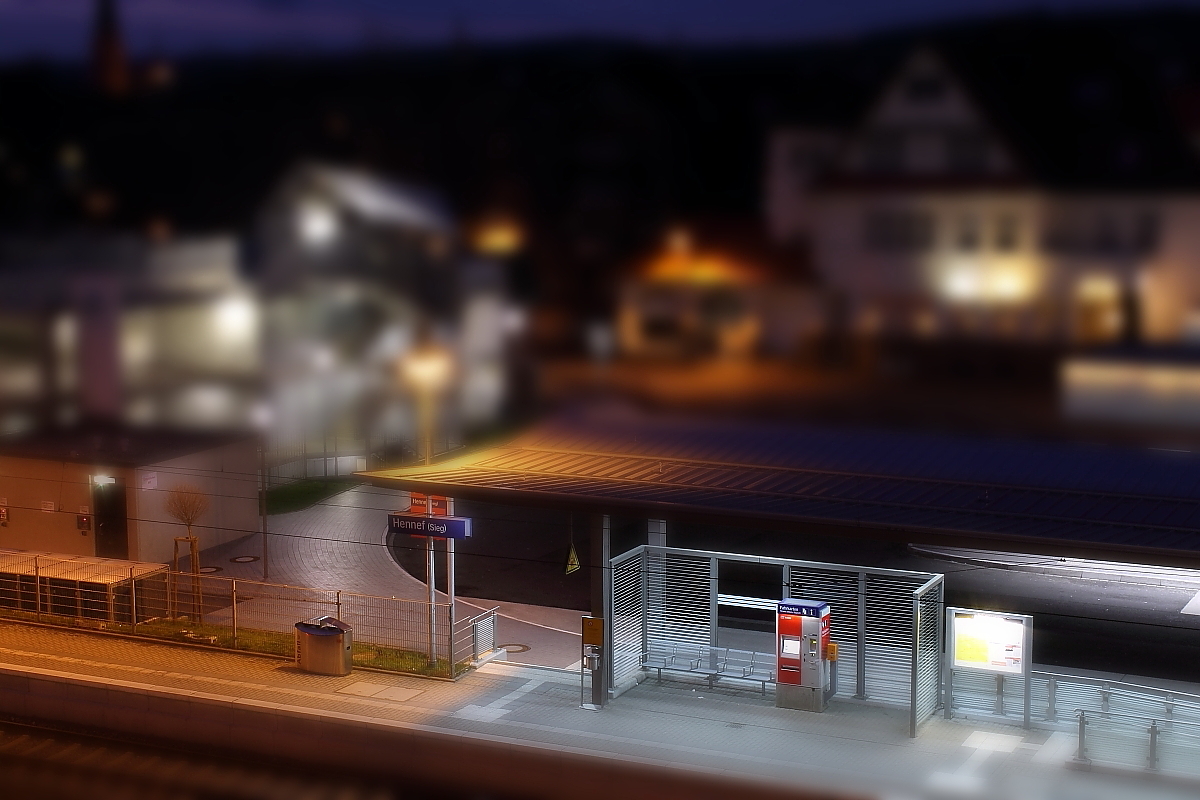 Hennef Bahnhof im Tiltshift look