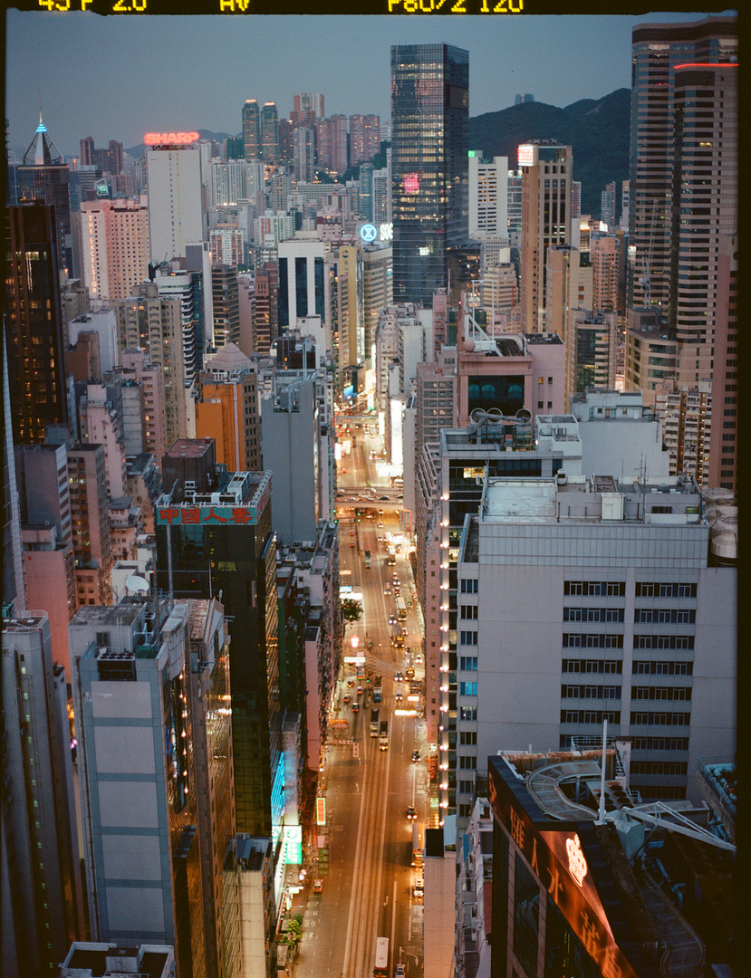 Hennessey Road in Causeway Bay