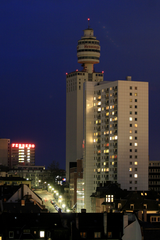 Henninger Turm und Ferrero