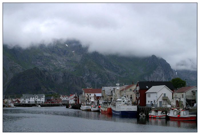 Henningsvaer