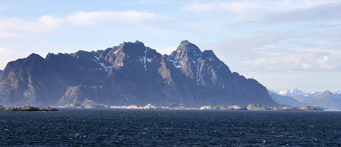 Henningsvær II