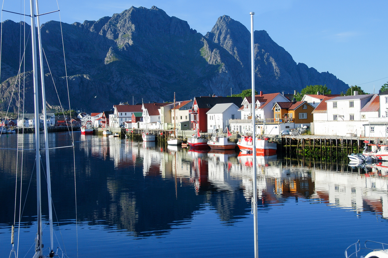 Henningsvær Port Viewpoint