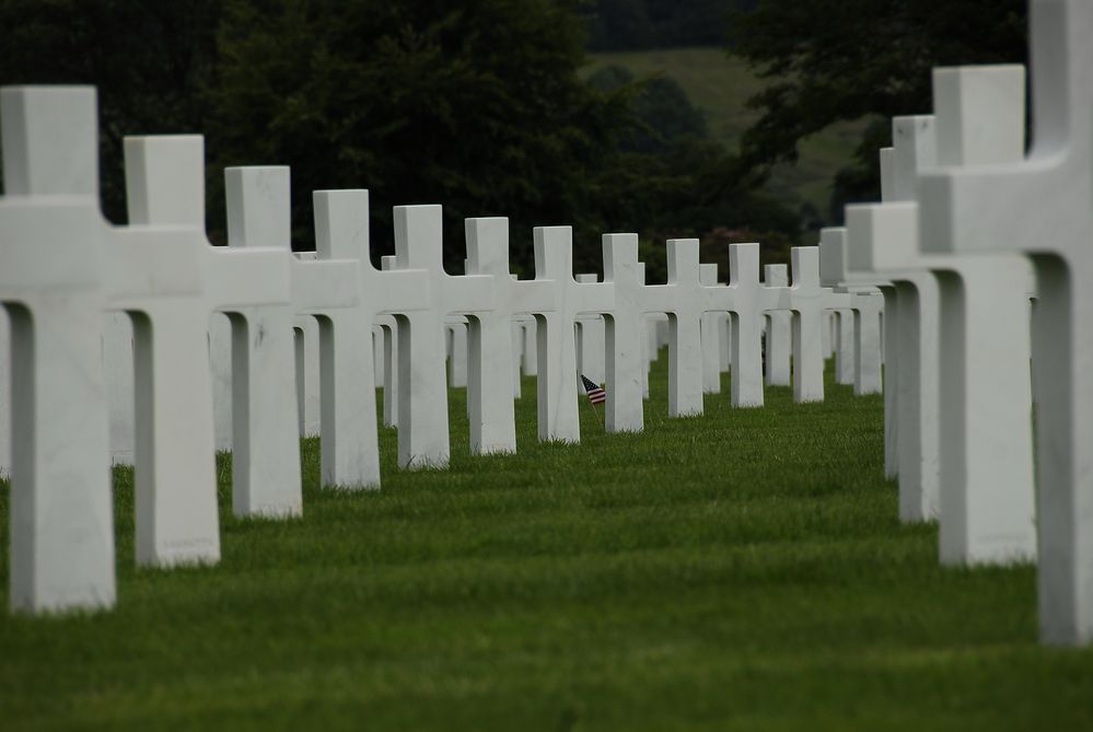 Henri-Chapelle American Cemetery and Memorial -b-