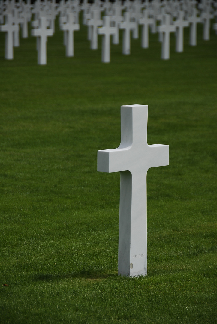 Henri-Chapelle American Cemetery and Memorial -c- ----------1-------------