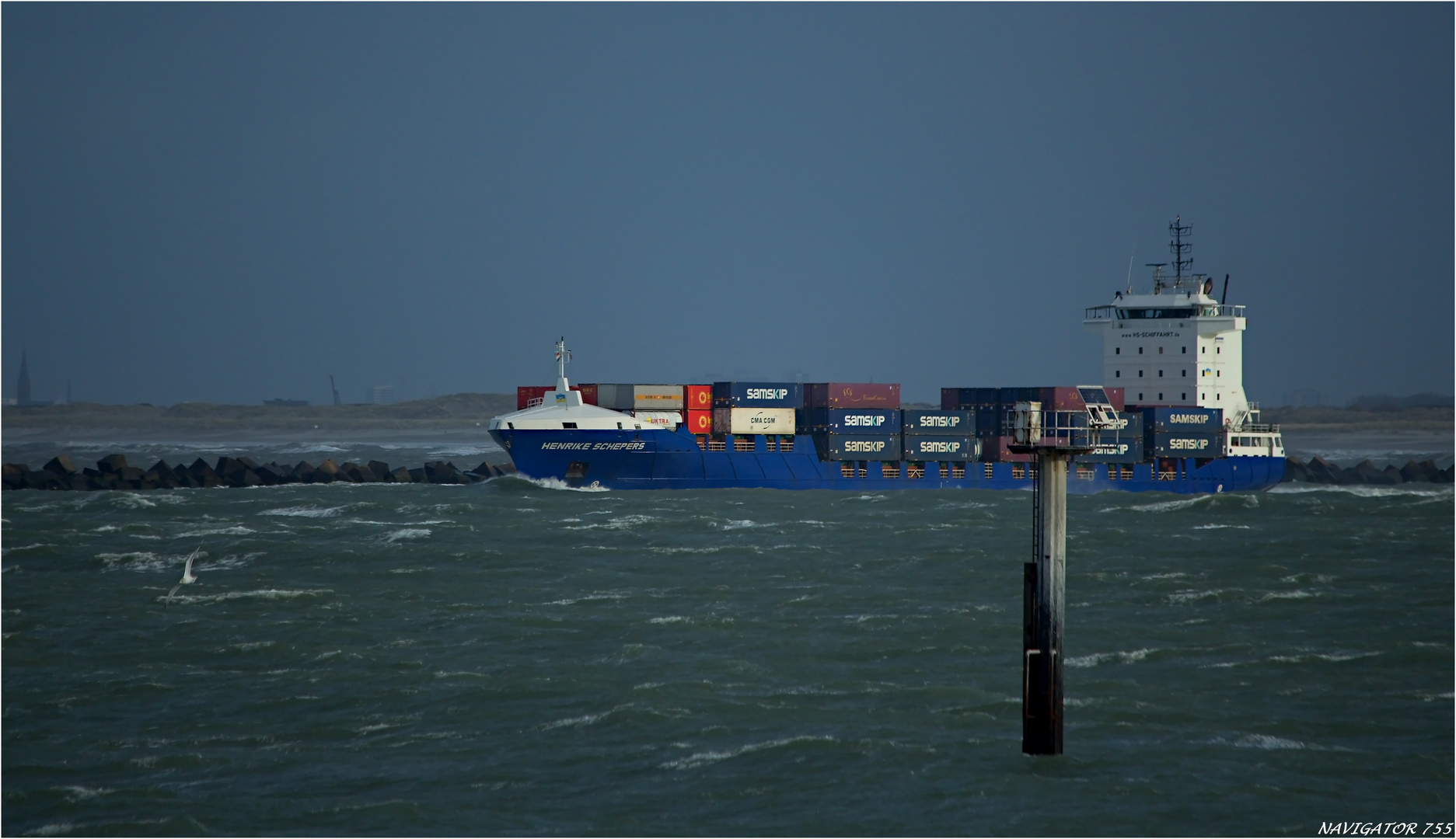 HENRIkE SCHEPERS / Container Vessel /  Rotterdam