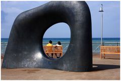 Henry Moore ed i fidanzatini di Peynet .....