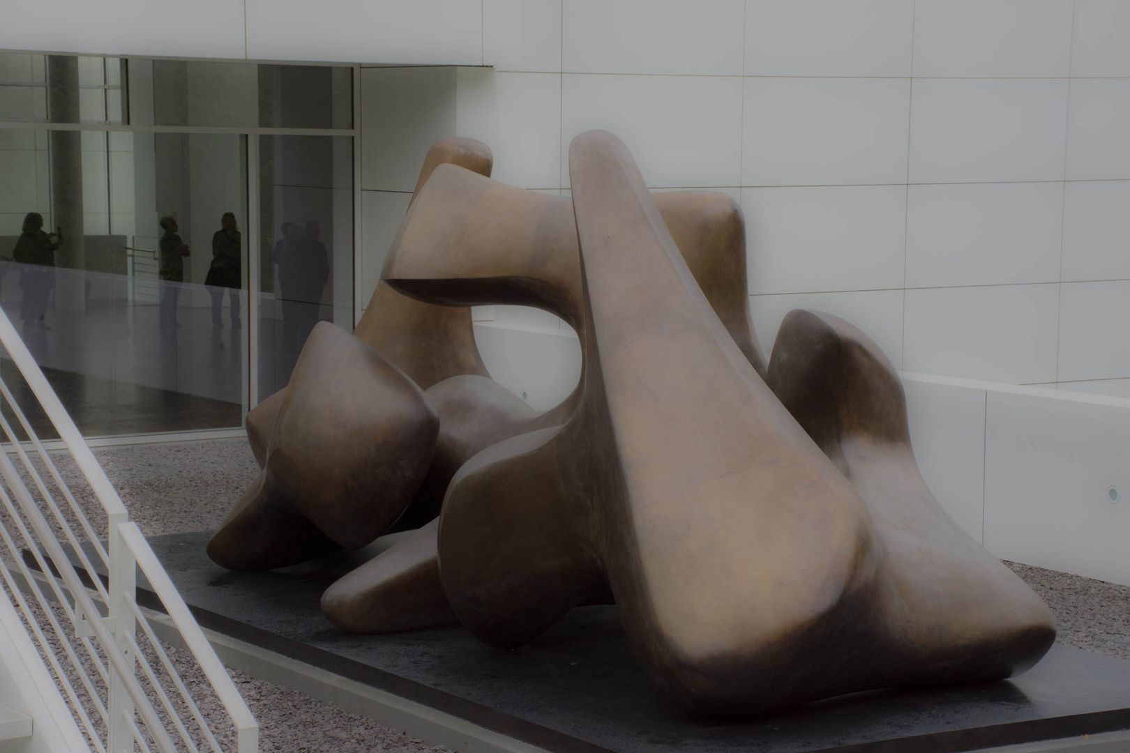 Henry Moore  im   Arpmuseum (3)